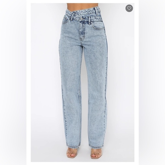 White Fox Boutique Take My Time Jeans NWT - Picture 2 of 9